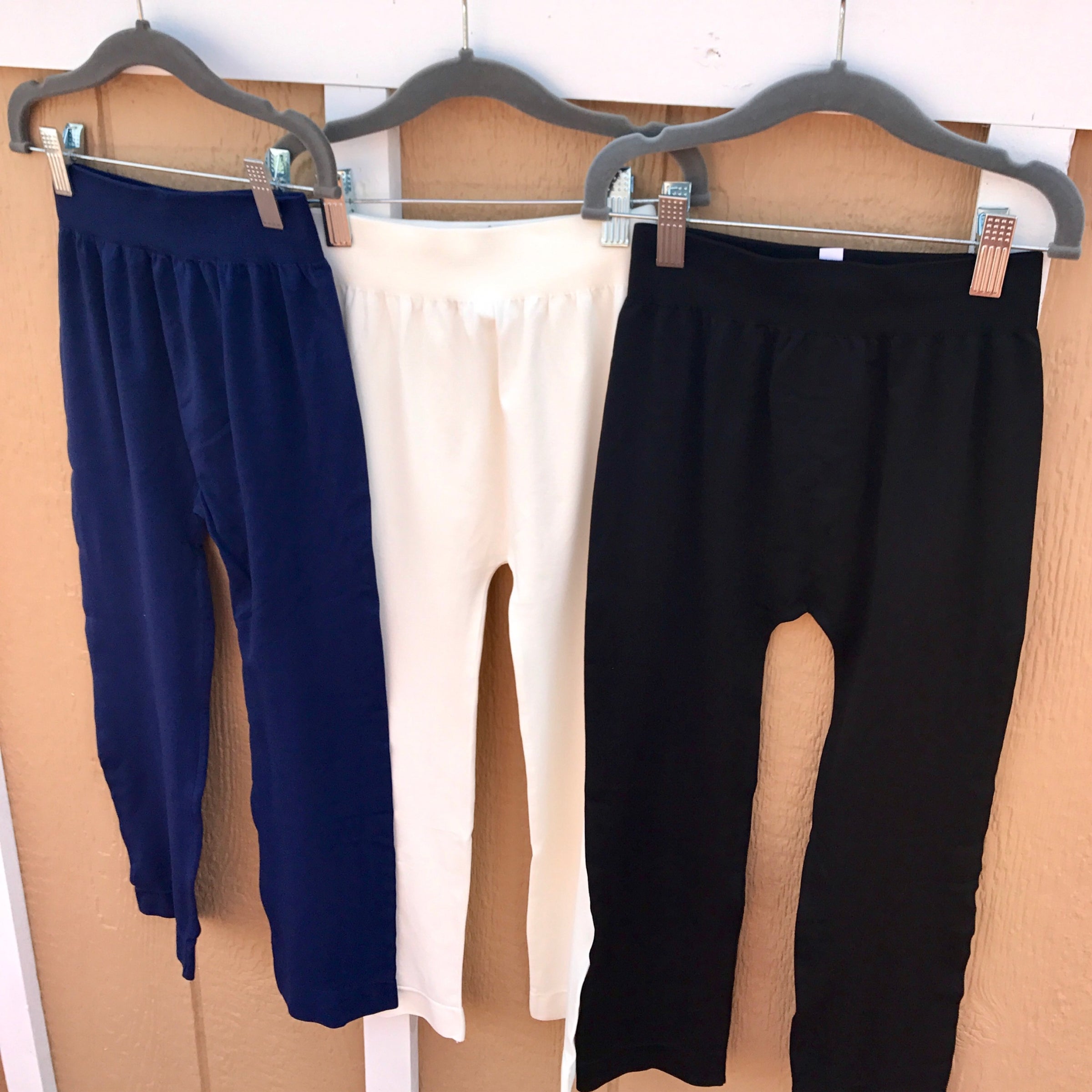 Nikibiki Capri Leggings NB5081